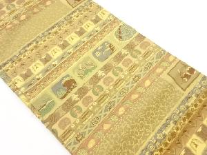 横段に野菜・家屋・草花模様織出し名古屋帯